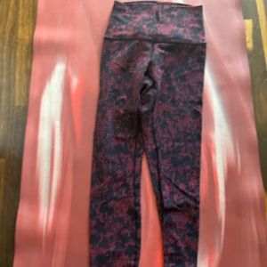 Lululemon Wunder Under Pants 28”